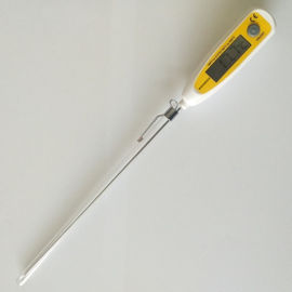 0.5°C Accuracy Digital Food Thermometer 2mm Thin Probe Calibration Function